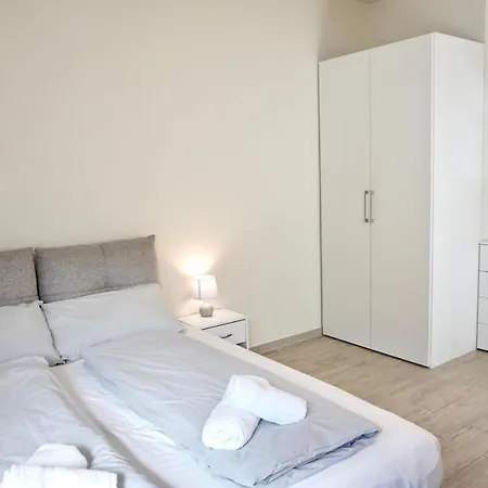Apartament Bright With Free Private Parking *