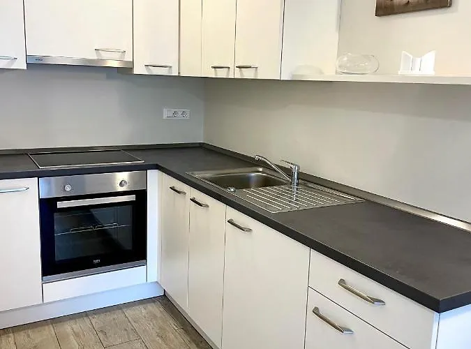 公寓 Bright With Free Private Parking *